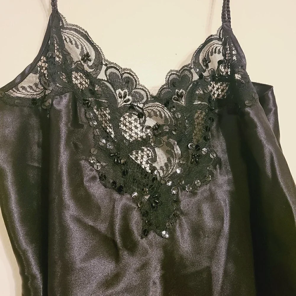 Delicates | Vintage Black Nylon Lace Chemise or Slip (Size Medium)